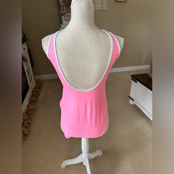NWT Pink Old Navy Swimsuit- Large - Picture 2 of 3